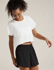 white short sleeve high low cropped tee