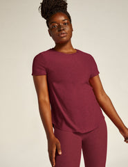red scoop neck short sleeve t-shirt.