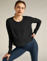 black long sleeve pullover