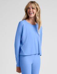 blue long sleeve scoop neck lightweight top.