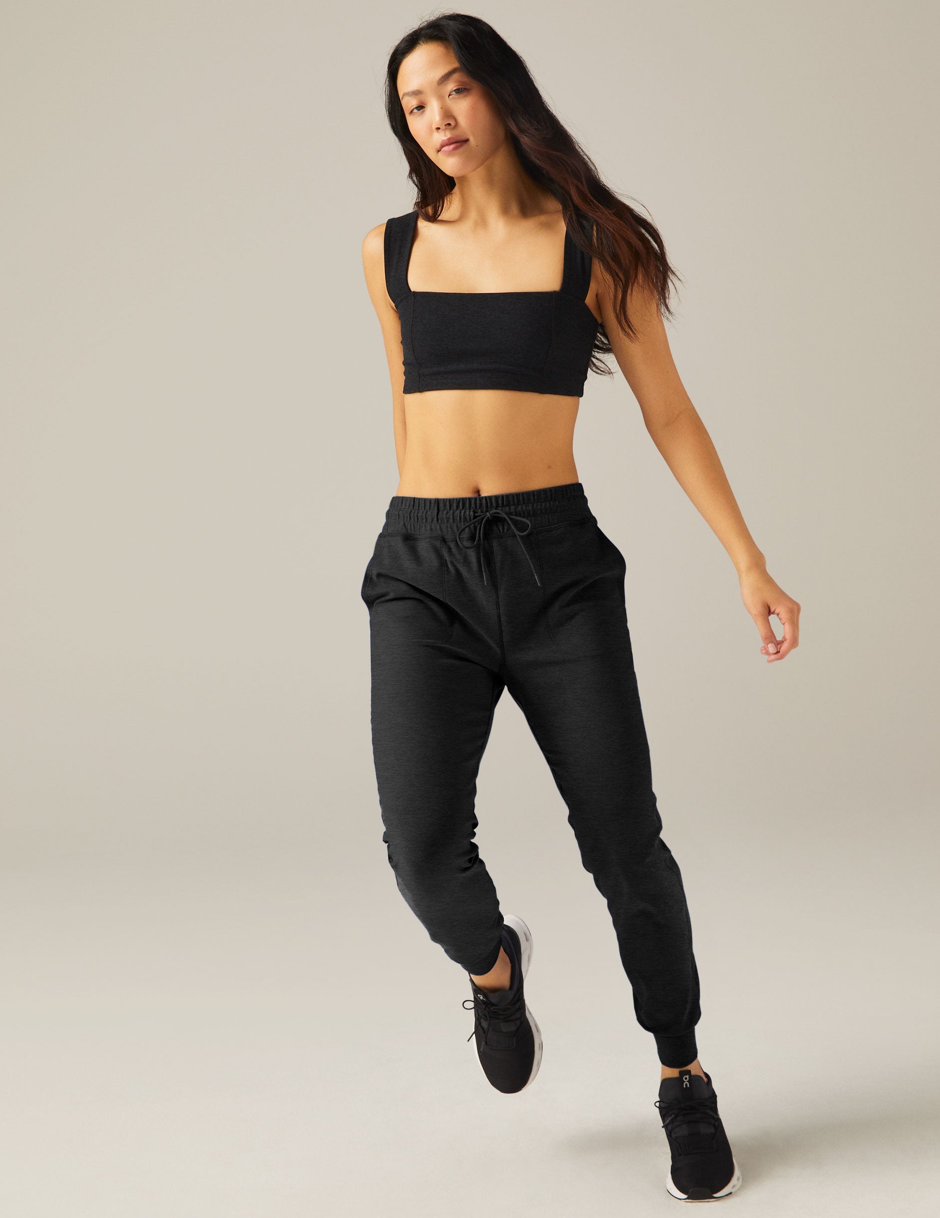 black midi jogger with drawstring at waist