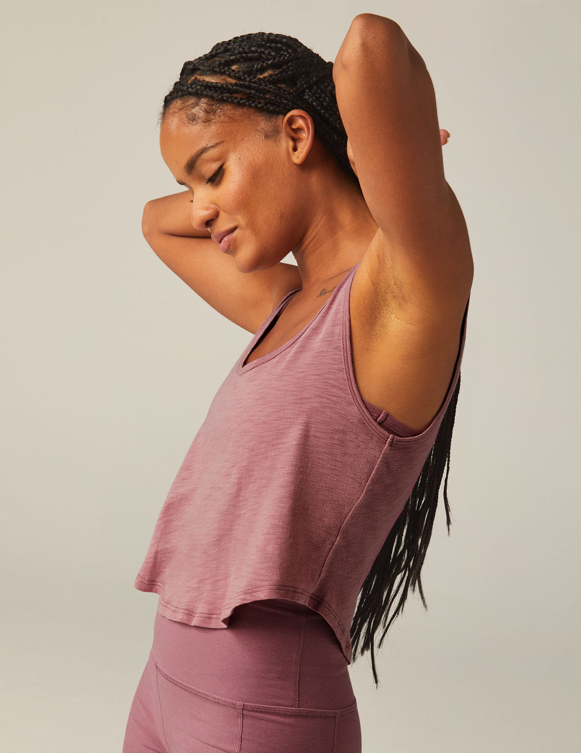purple scoop neck tank top.
