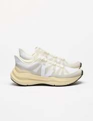 white VEJA condor 3 sneakers.