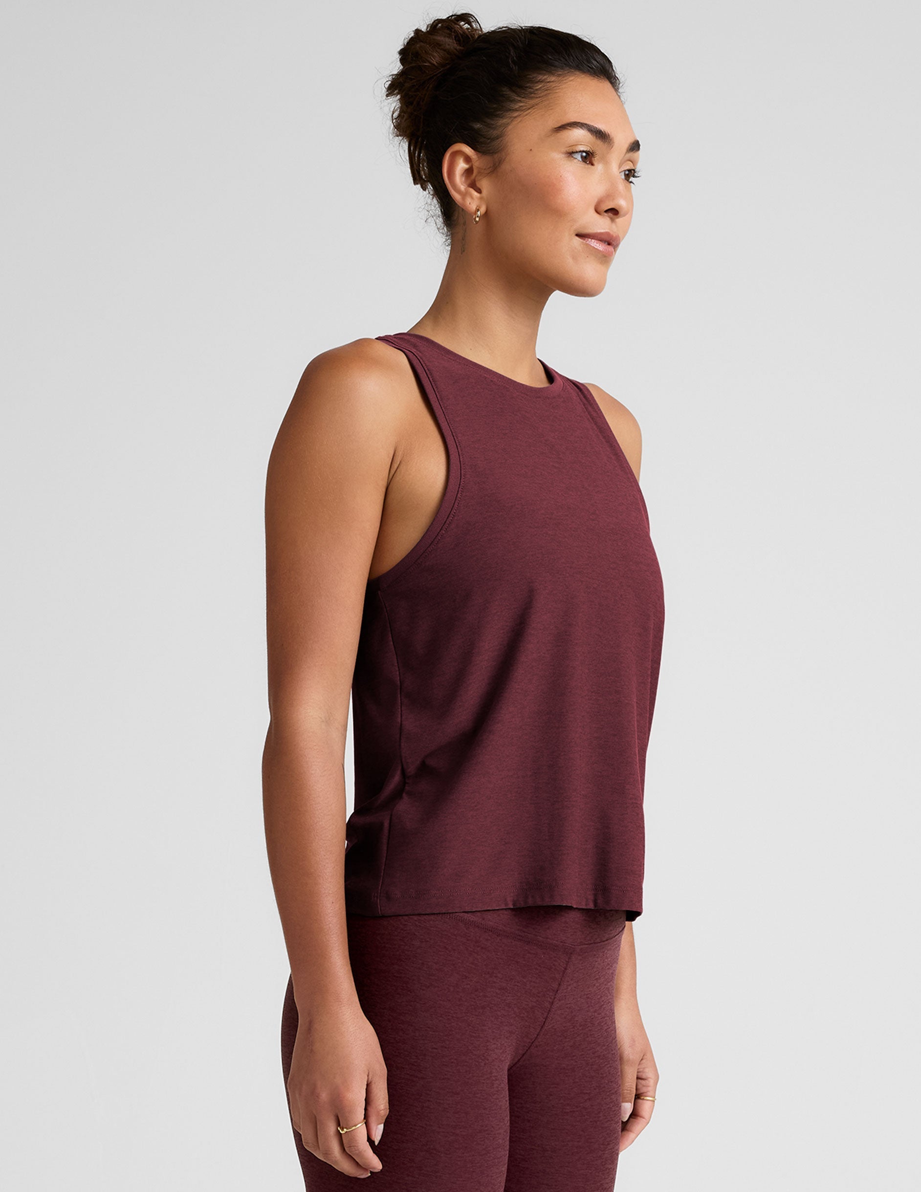 red scoop neck relaxed fit tank top.