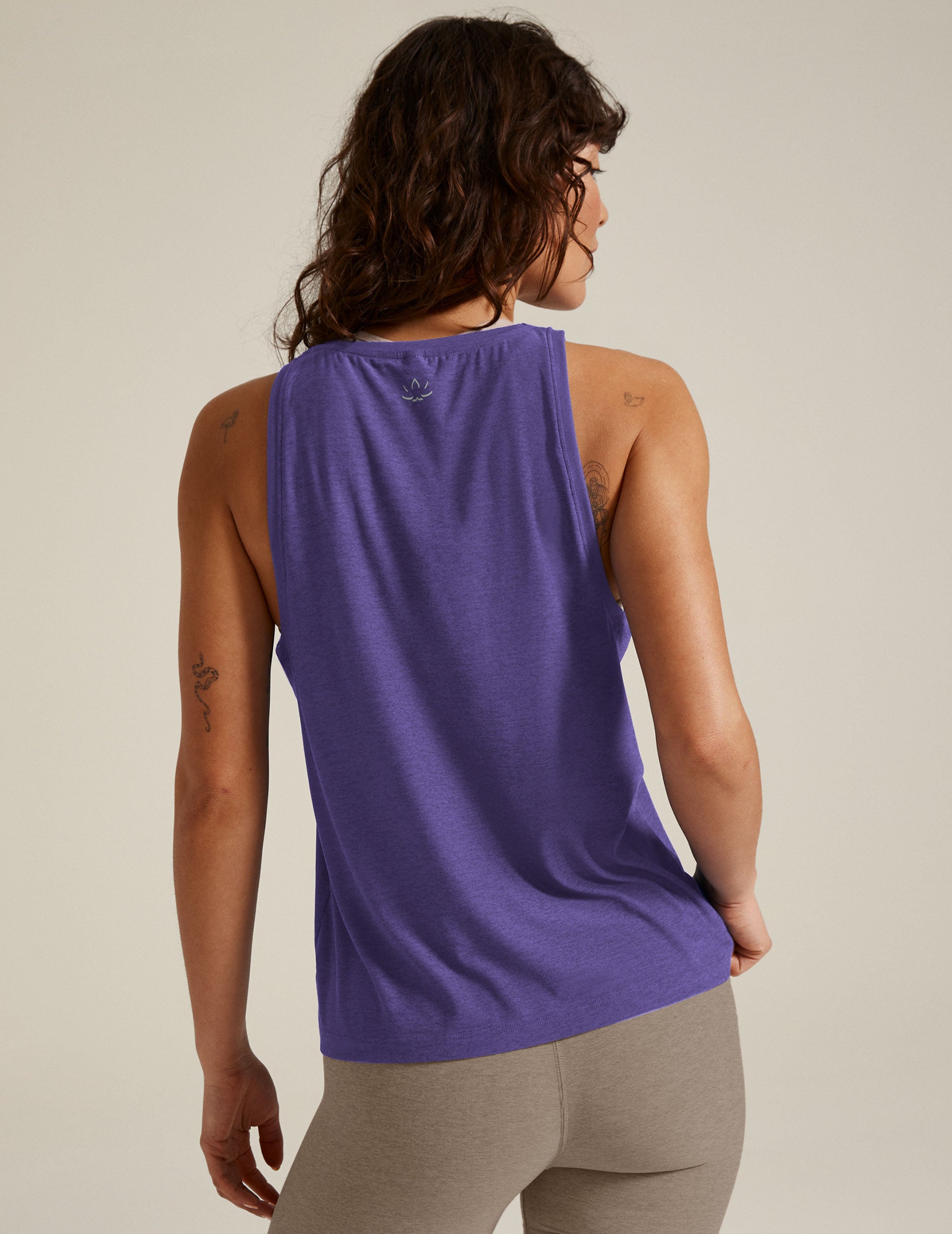 purple tank top