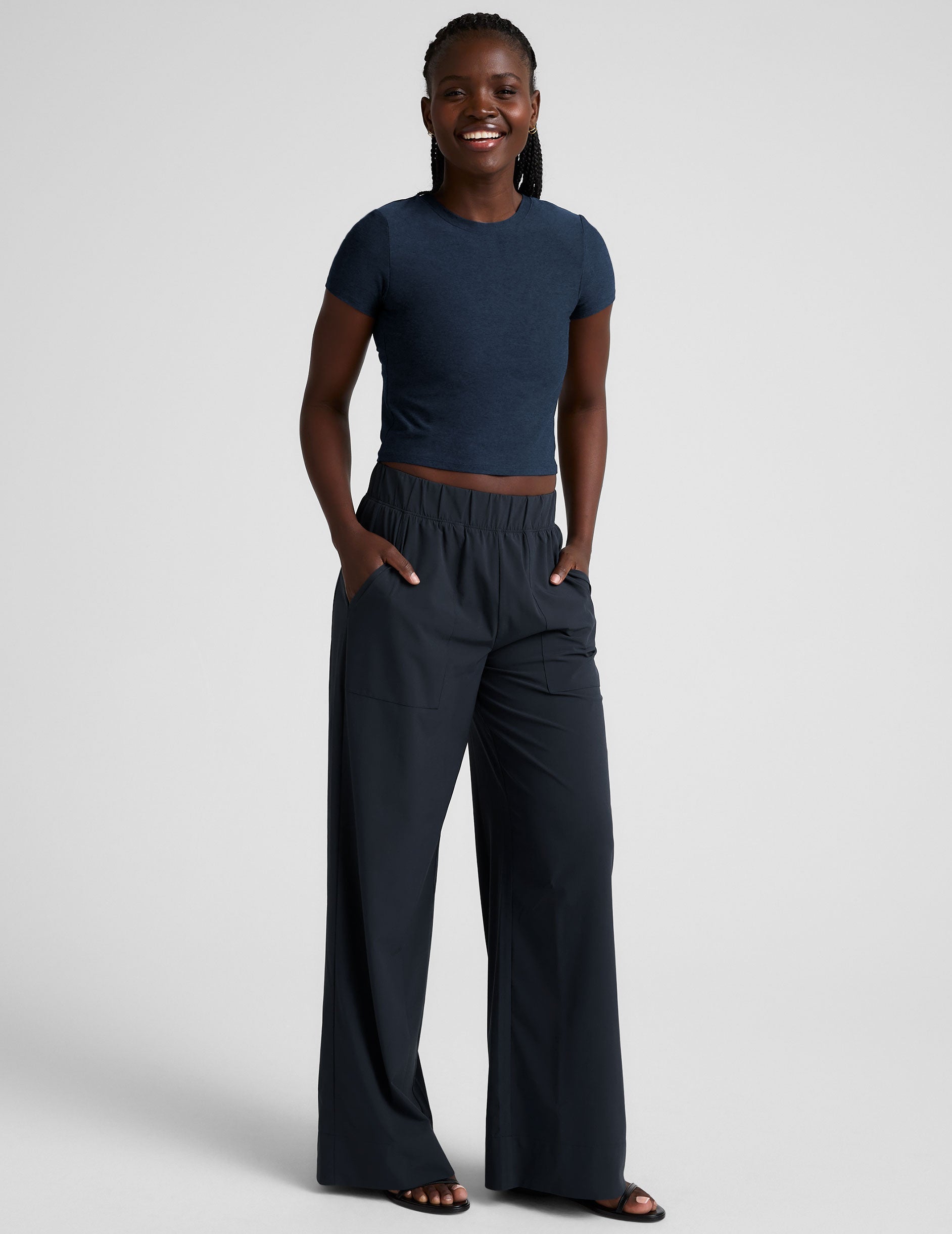 blue fitted lightweight cropped t-shirt.