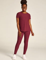 red scoop neck short sleeve t-shirt.