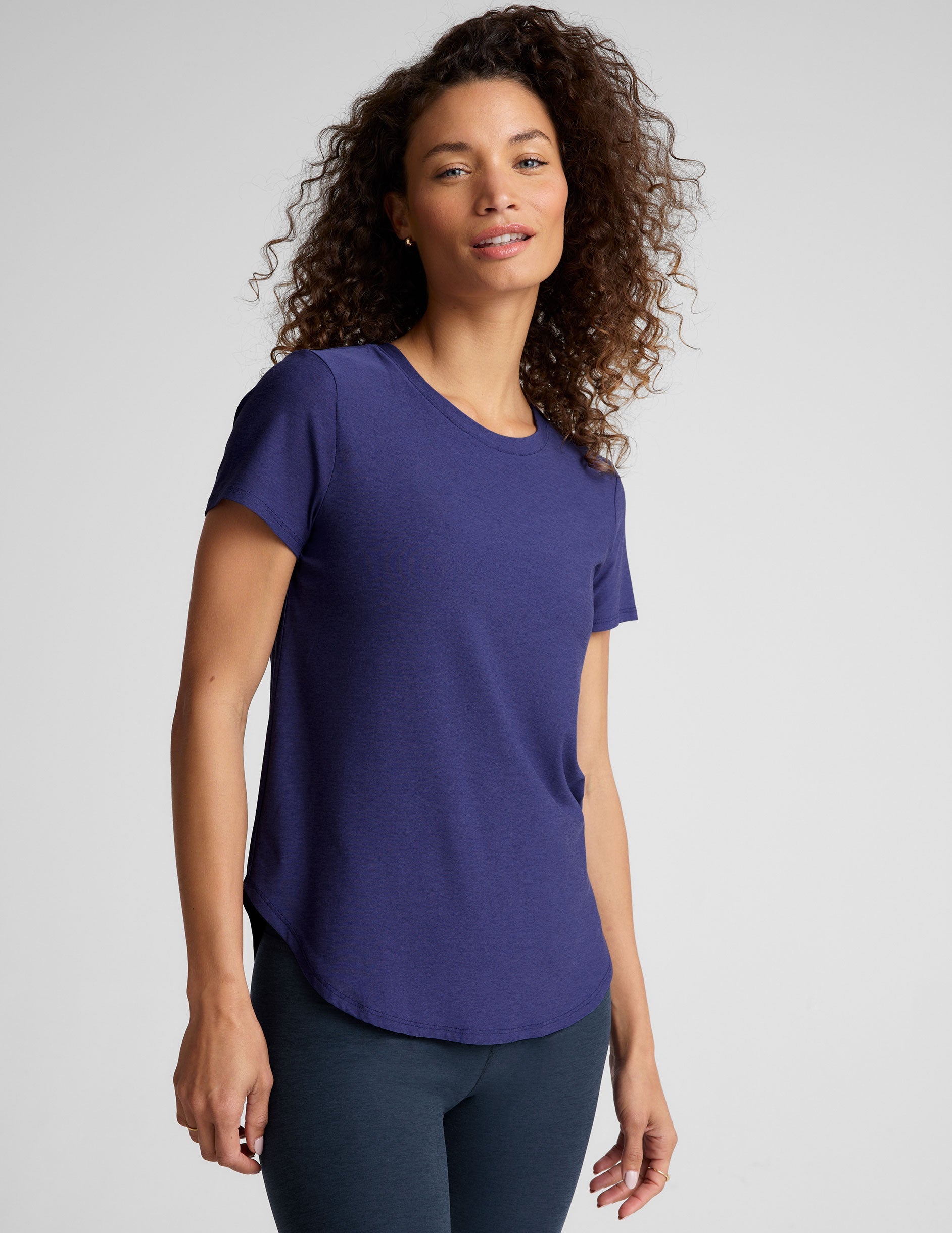 blue short sleeve lightweight classic scoop neck t-shirt.