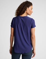 blue short sleeve lightweight classic scoop neck t-shirt.