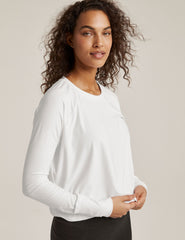 white crew neck long sleeve top