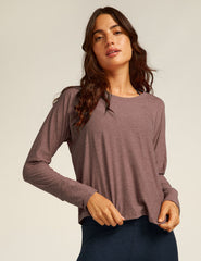brown long sleeve scoop neck lightweight top.