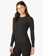 Featherweight Inner Circle Pullover