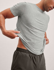 gray men's short sleeve shirt.