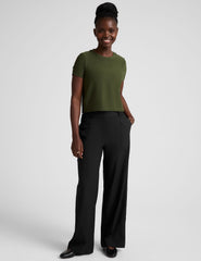 green relaxed fit cropped t-shirt.