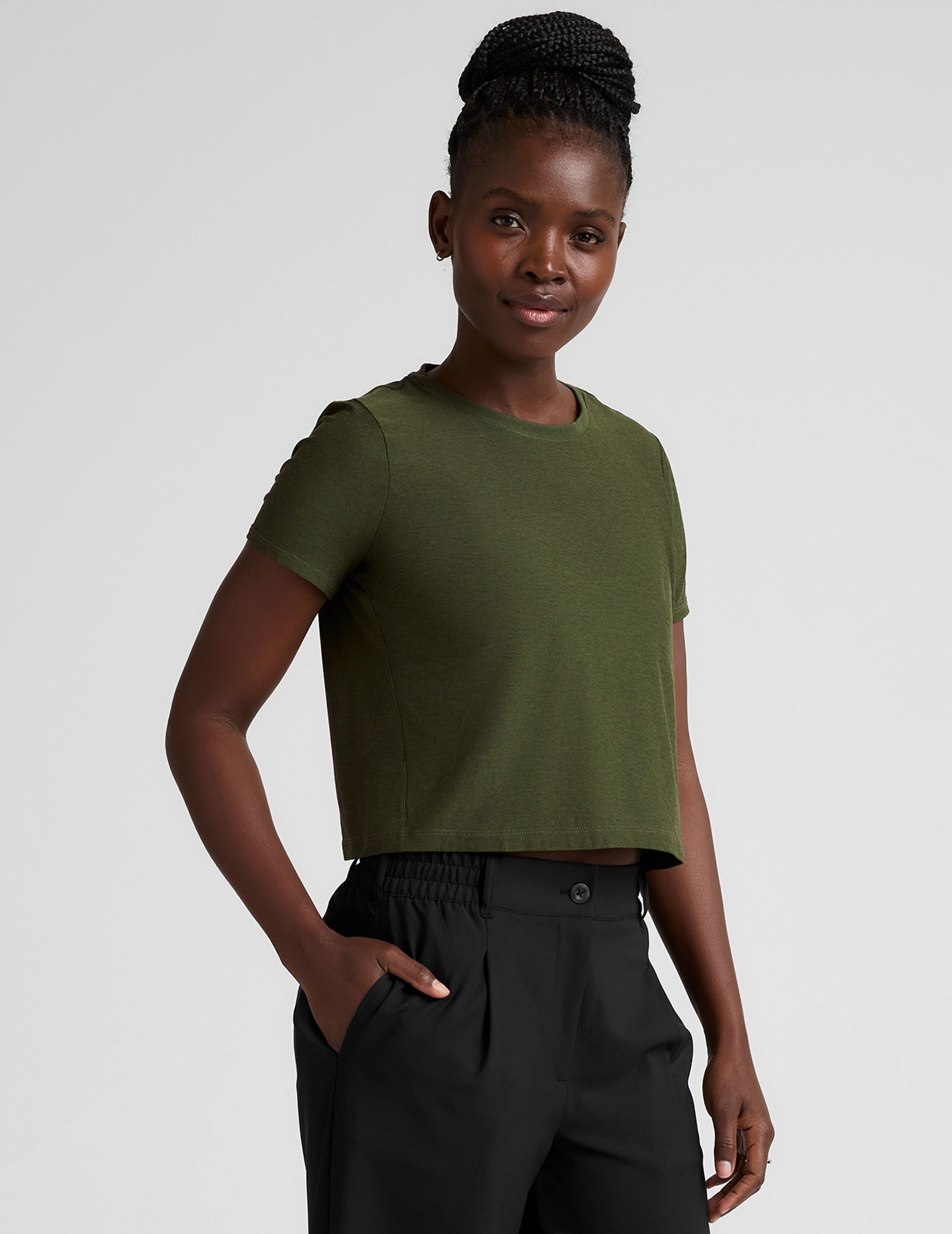 green relaxed fit cropped t-shirt.