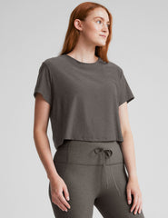 gray cropped short sleeve top.