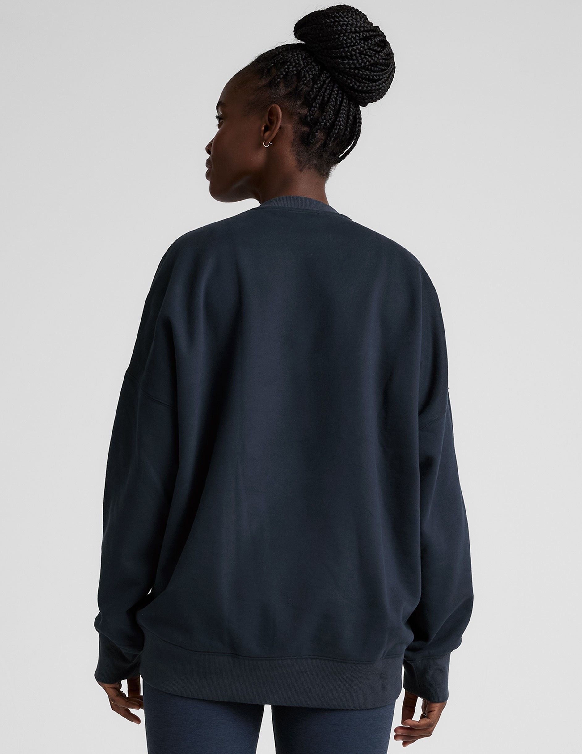 blue crew neck oversized fleece sweatshirt.