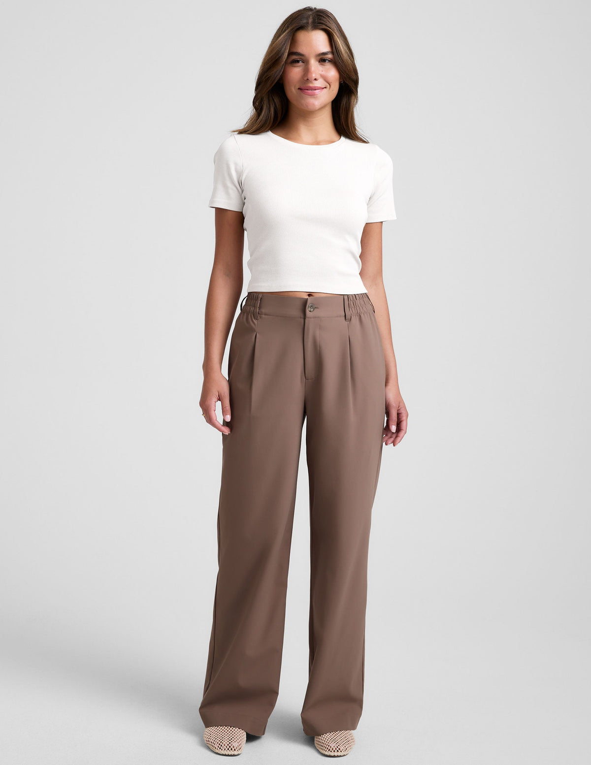 brown straight leg trouser with pockets.