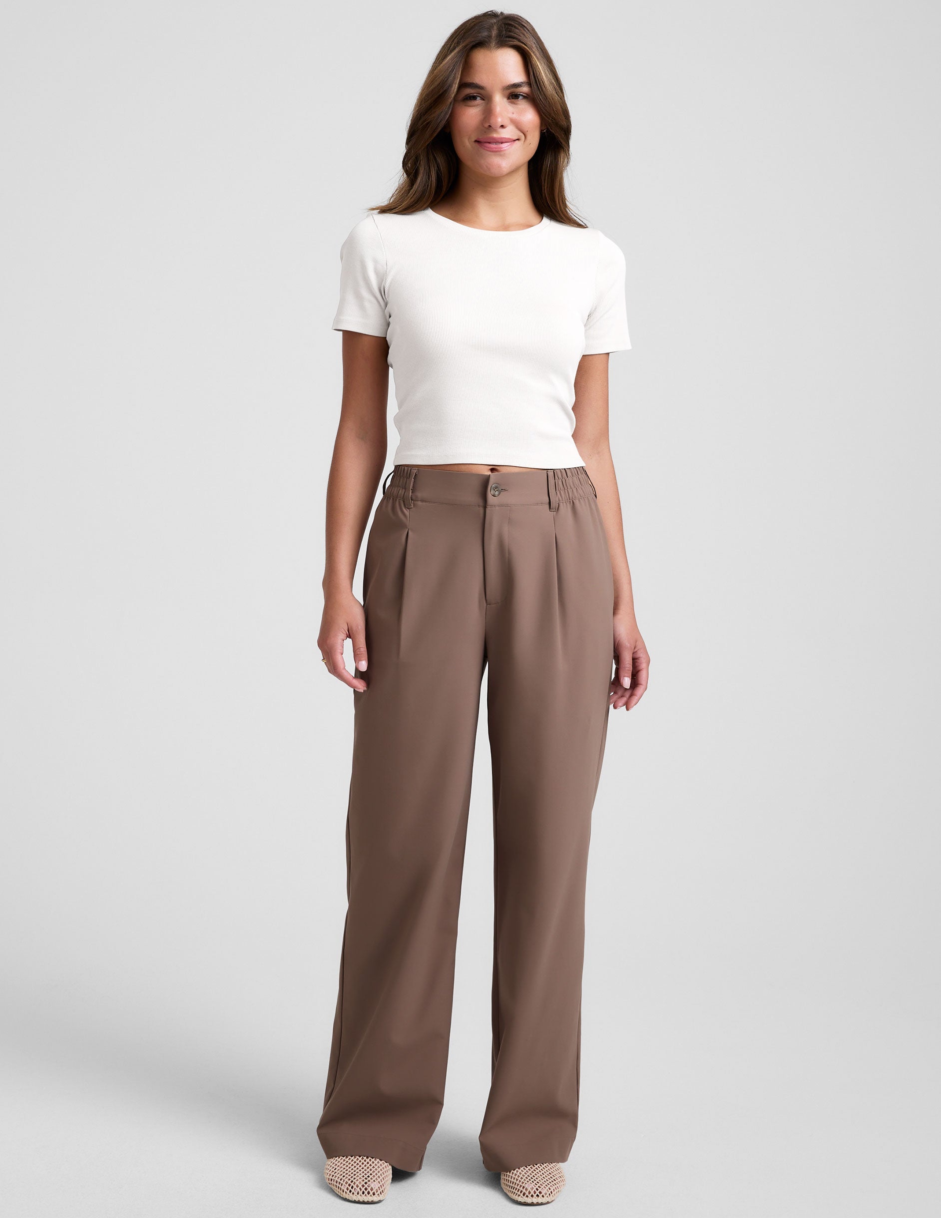 brown straight leg trouser with pockets.