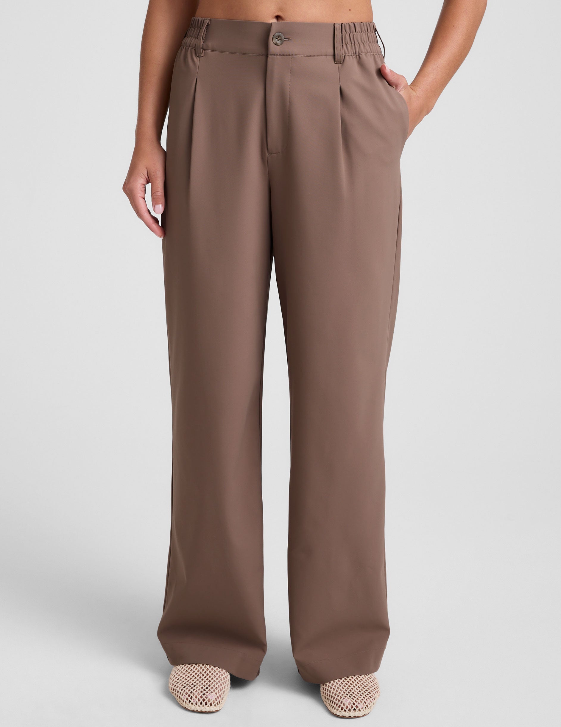 brown straight leg trouser with pockets.