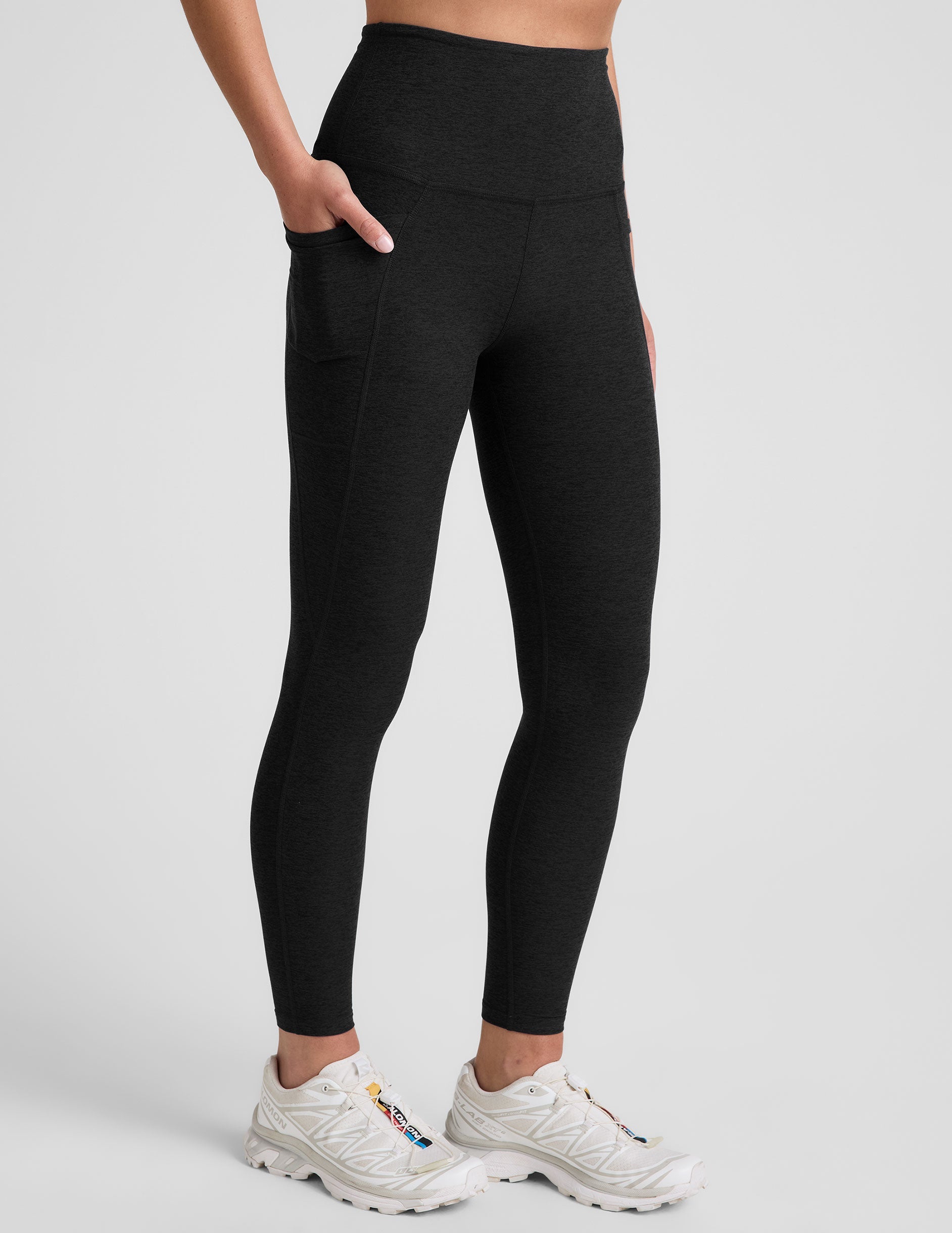 black high waisted midi pocket legging